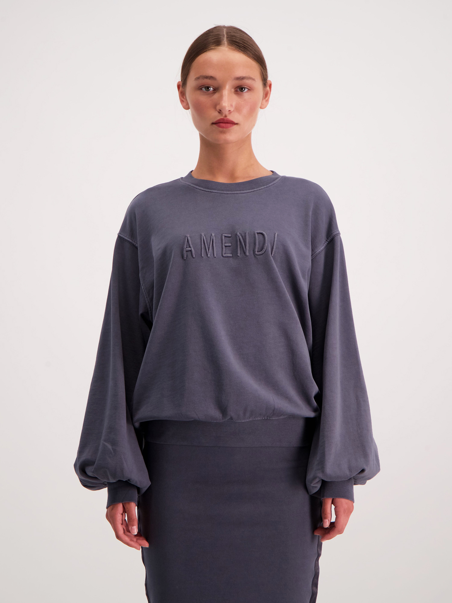 Ines - Washed Black