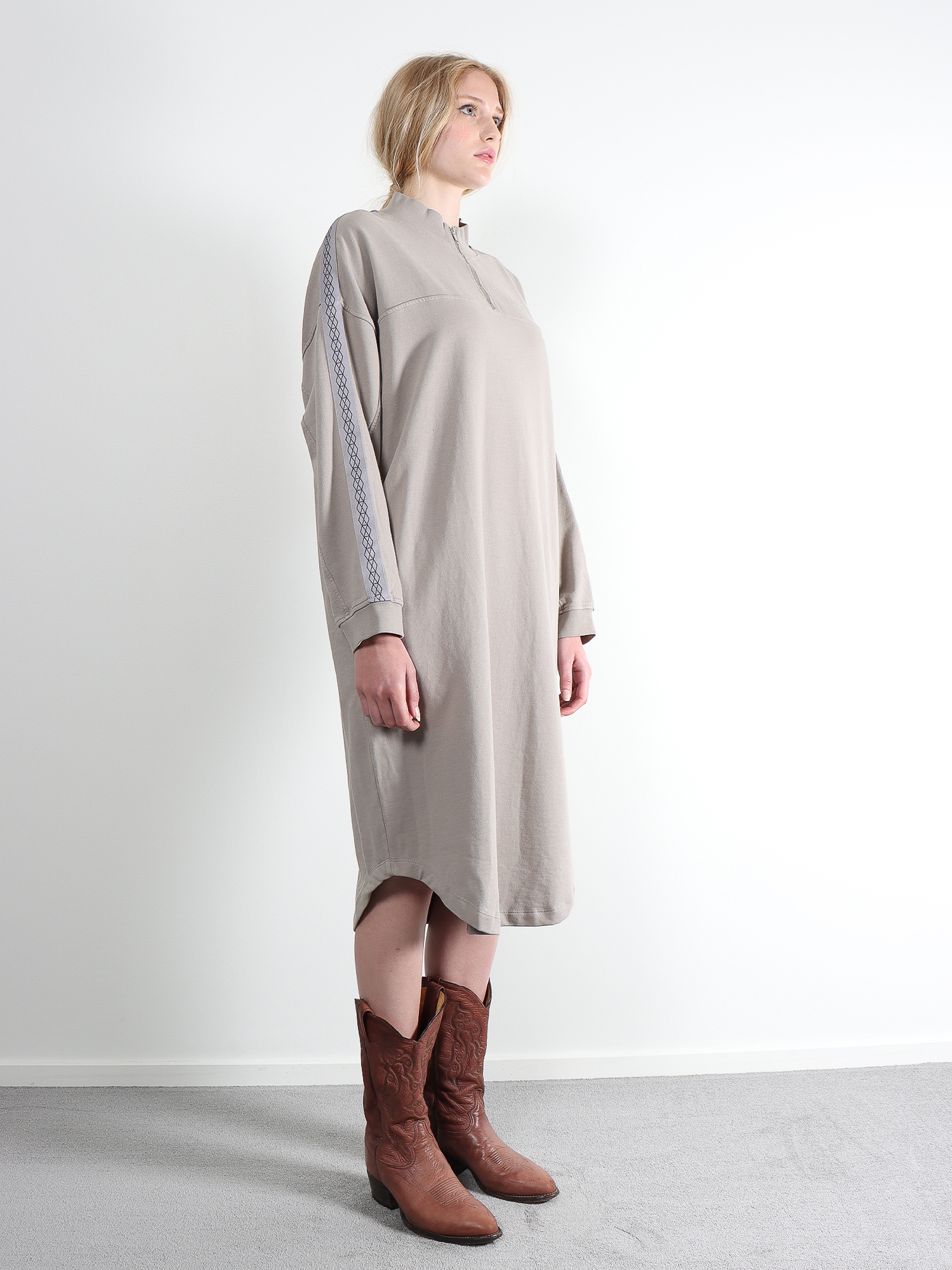 Asta The Fiddler Dress