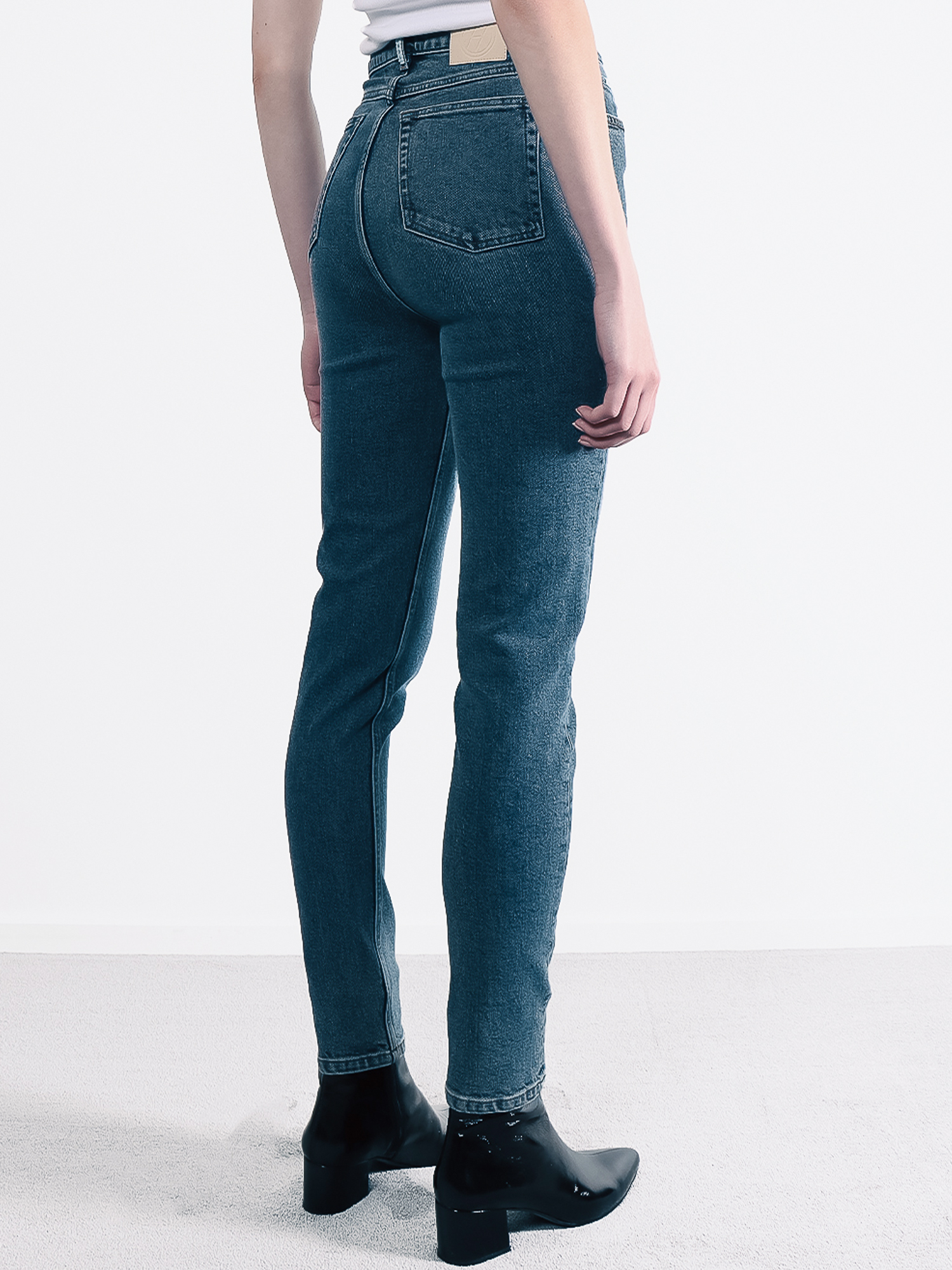 Karolina Skinny Jeans