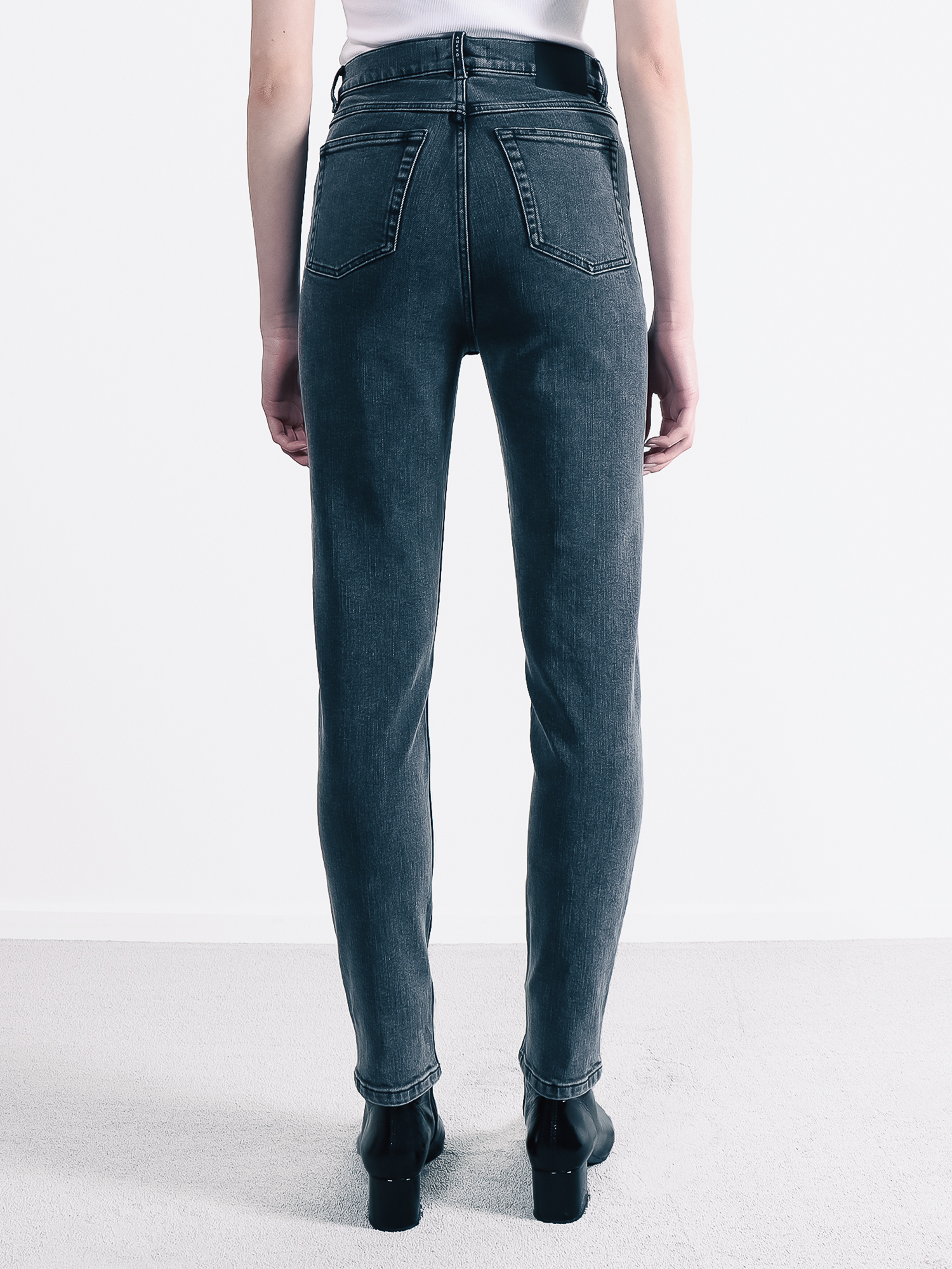 Karolina Skinny Jeans