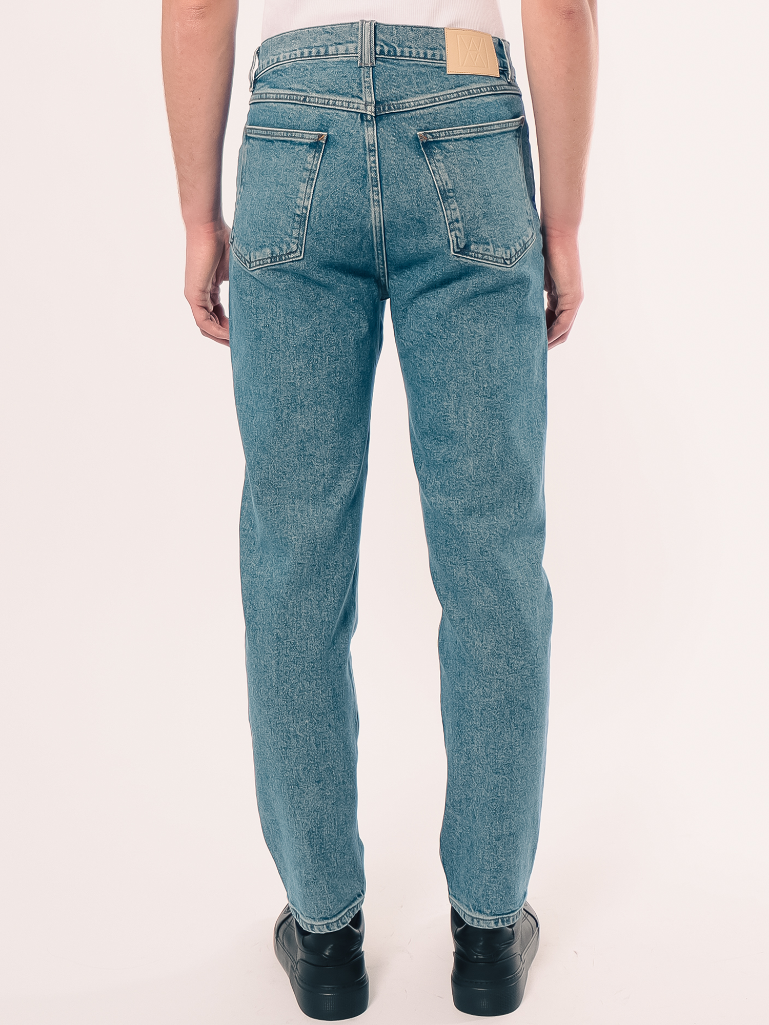 Axel Tapered Jeans - AMENDI