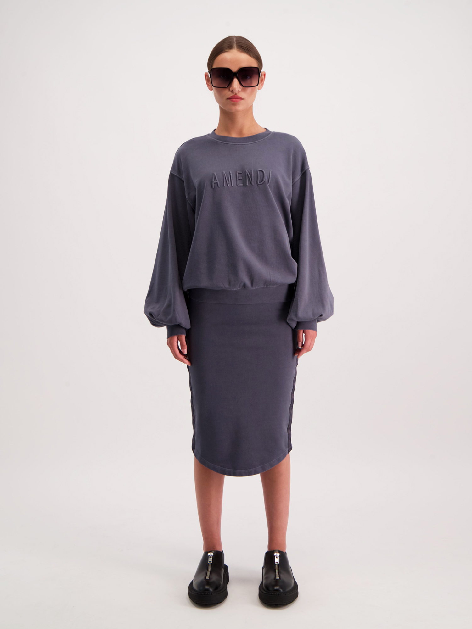Ava - Washed Black