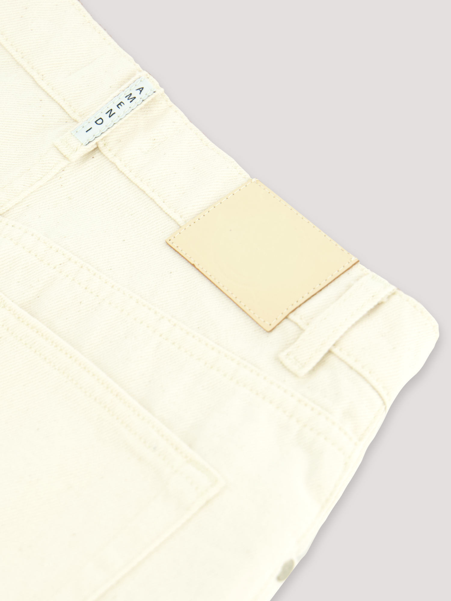 Vivi - Natural White