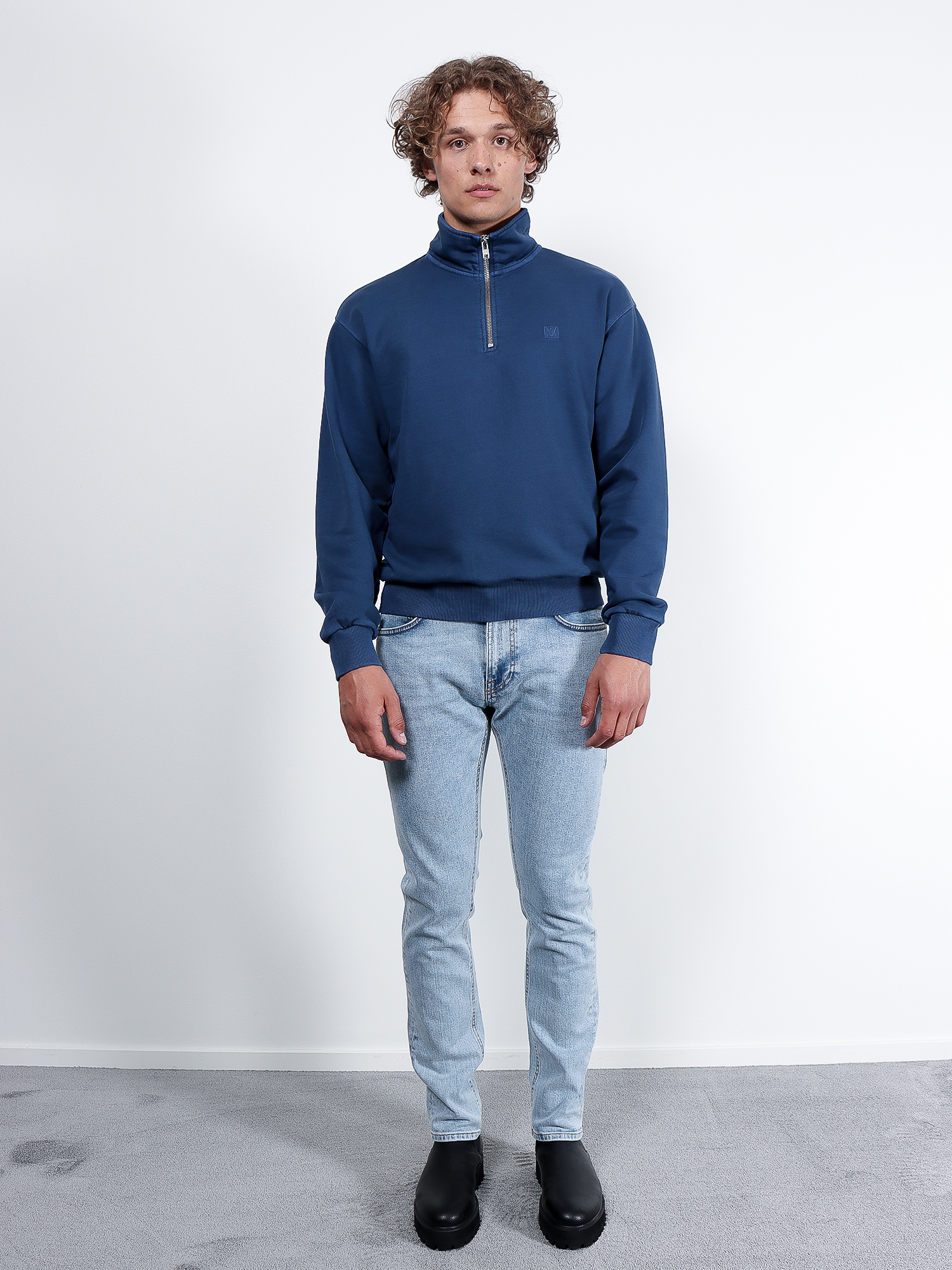 Frank - Blue