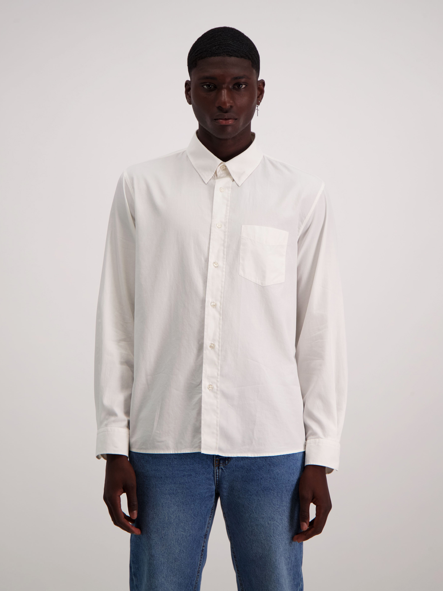 Erik - Off White