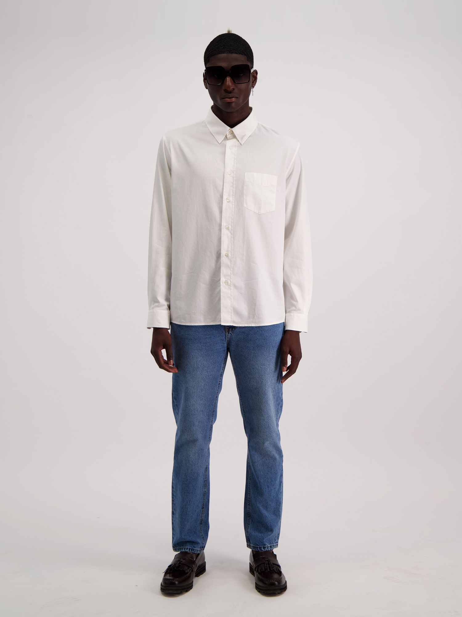 Erik - Off White