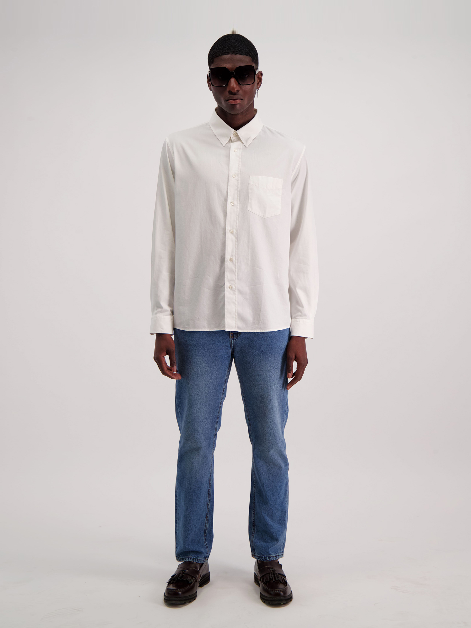 Erik - Off White