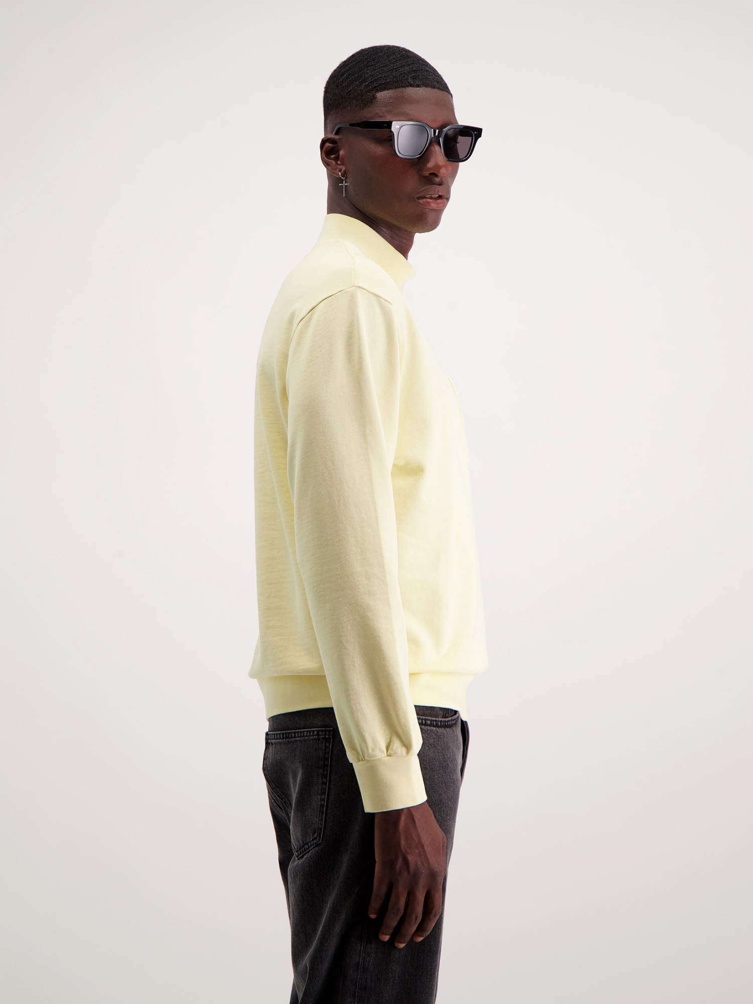 Albert - Pale Yellow
